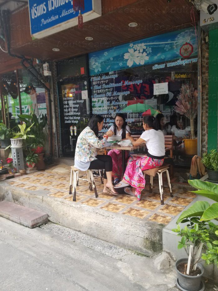 Bangkok, Thailand Parinthon Massage