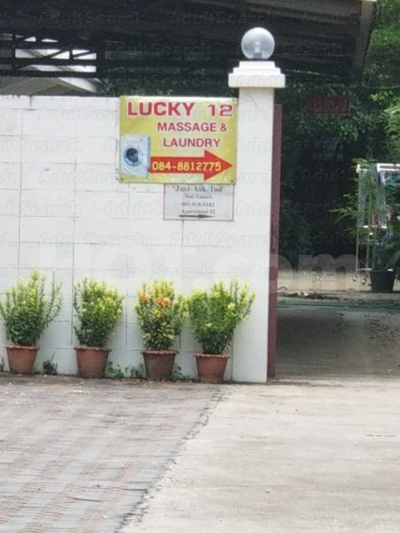 Massage Parlors Bangkok, Thailand Lucky 12 Massage