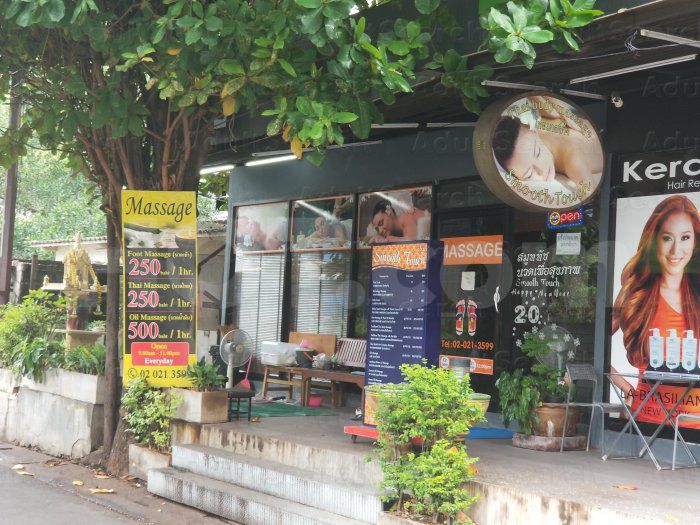 Bangkok, Thailand Smooth Touch Massage