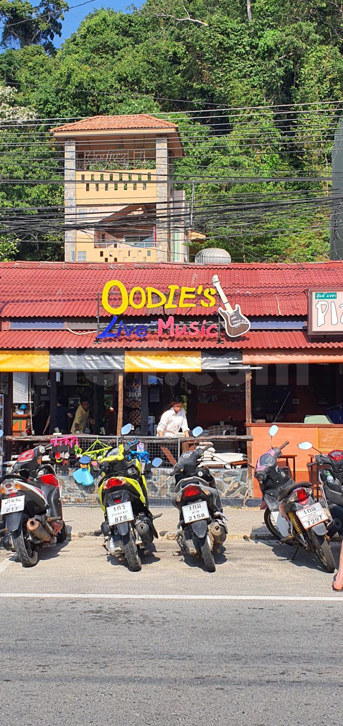 Trat, Thailand Oodies Bar