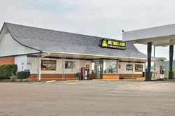 Sex Shops Upton, Kentucky Lion's Den