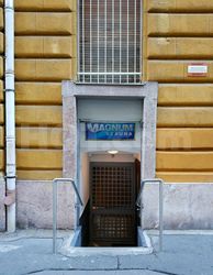 Erotic Gay Massage Parlors - Bath Houses Budapest, Hungary Magnum Sauna