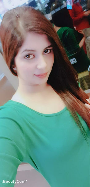 Escorts Dubai, United Arab Emirates High Class Escort Sonali Tecom