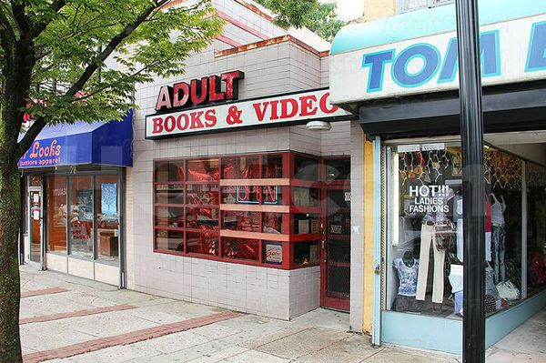 Sex Shops Baltimore, Maryland Greenmount Books