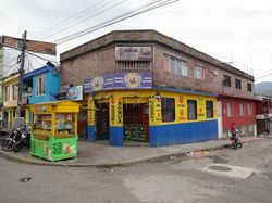Bordello / Brothel Bar / Brothels - Prive / Go Go Bar Pereira, Colombia Muchacha