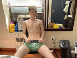 Escorts New York City, New York Toned Twink