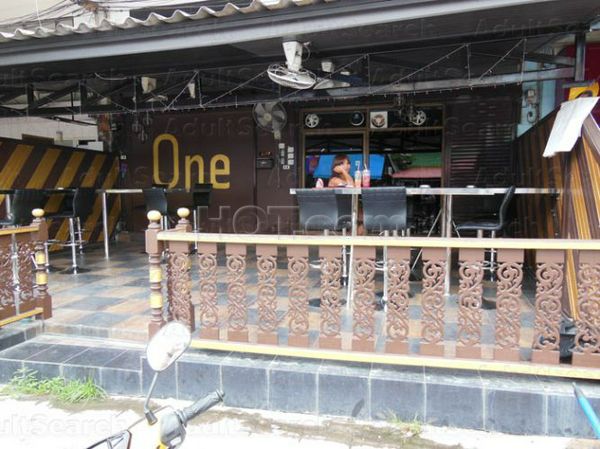 Beer Bar / Go-Go Bar Ban Chang, Thailand One Beer Bar