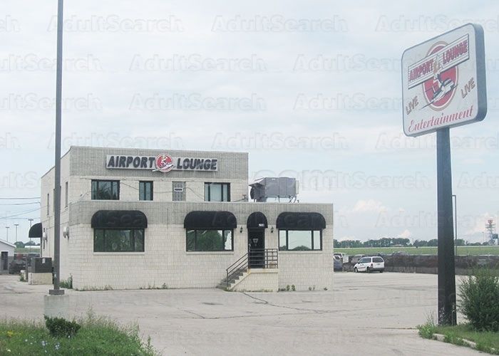 Milwaukee, Wisconsin Airport Lounge