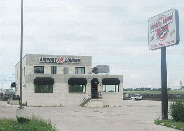 Strip Clubs Milwaukee, Wisconsin Airport Lounge