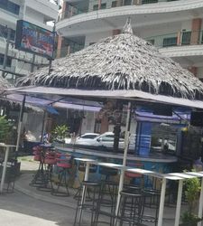 Beer Bar / Go-Go Bar Patong, Thailand Boom Beach Bar