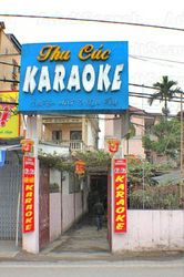 Freelance Bar Hanoi, Vietnam Thu Cuc Karaoke