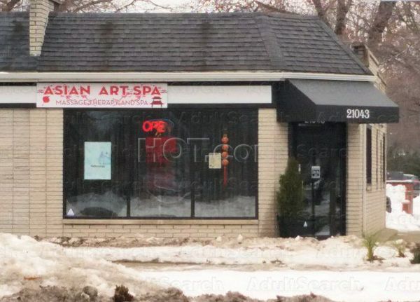 Massage Parlors Grosse Pointe Woods, Michigan Healing Massage in The Woods | Therapy Spa Open