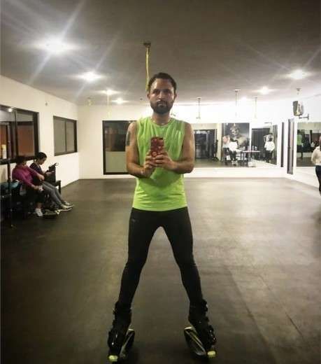 Escorts Chicago, Illinois Outgoing fun guy!