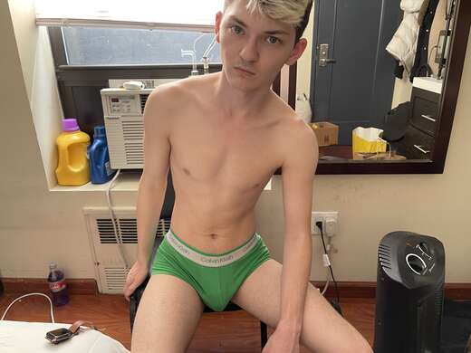 Escorts New York City, New York Toned Twink