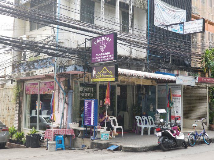 Bangkok, Thailand Yardpet Massage