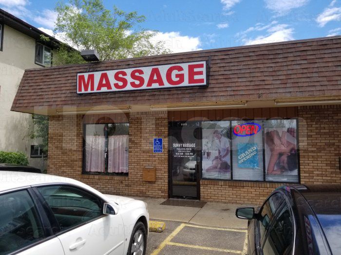 Columbia Heights, Minnesota Sunny Massage