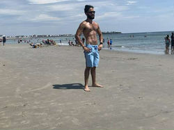 Escorts New York Masculine guy very educated and well pack