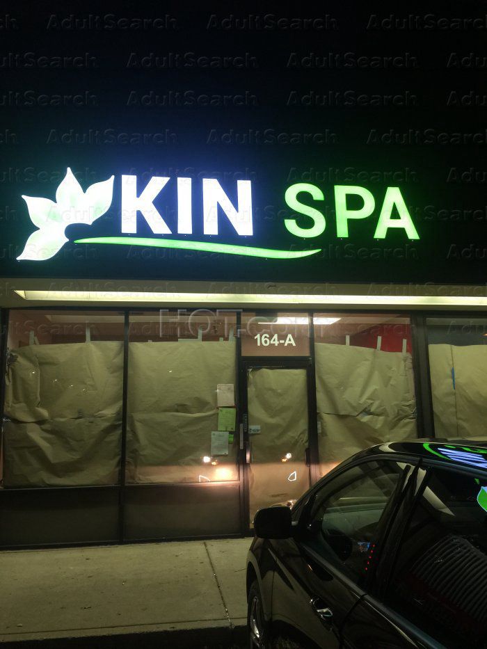 Carol Stream, Illinois Kin Spa