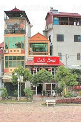 Freelance Bar Hanoi, Vietnam Cafe June