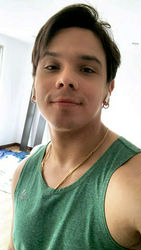 Escorts New York City, New York Colombian guy looking for a job