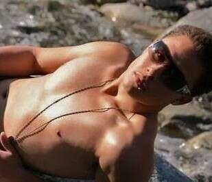 Escorts Los Angeles, California Very spontanious, social, smart, and fun.