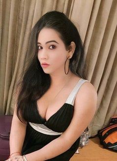 Escorts Surat, India Zoya