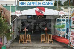 Freelance Bar Puerto Galera, Philippines Big Apple Café