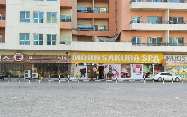 Massage Parlors Dubai, United Arab Emirates Moon Sakura Spa