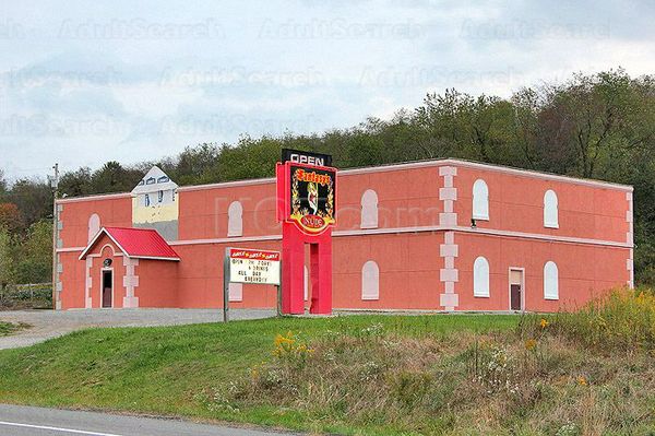 Strip Clubs Newell, West Virginia Fantasy's Showbar