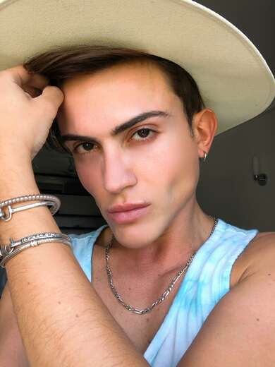 Escorts New York City, New York Let’s have a good time