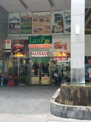 Massage Parlors Bangkok, Thailand Lan P Massage