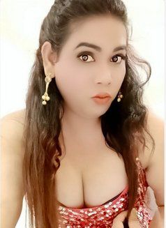 Escorts Surat, India Zoya