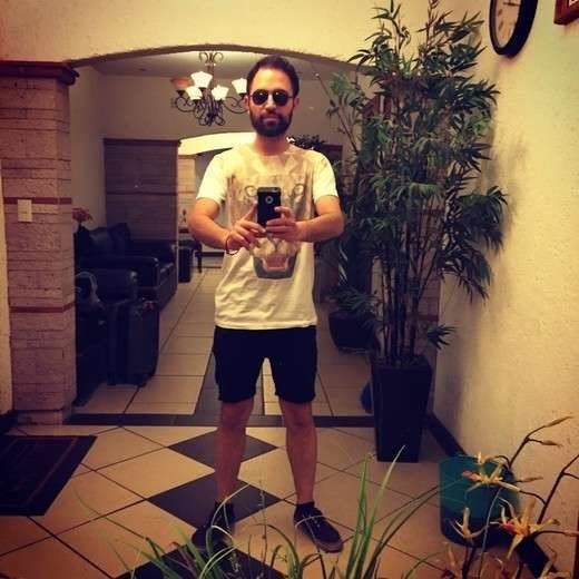 Escorts Chicago, Illinois Outgoing fun guy!