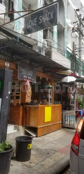 Freelance Bar Bangkok, Thailand Love Shack