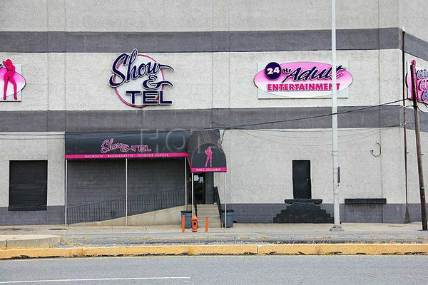 Strip Clubs Philadelphia, Pennsylvania Show & Tel Adult Ctr-Show Bar