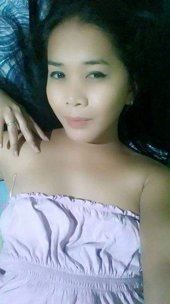 Escorts Makati City, Philippines Carla