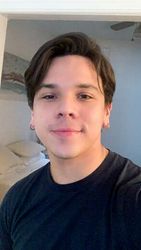 Escorts New York City, New York Colombian guy looking for a job