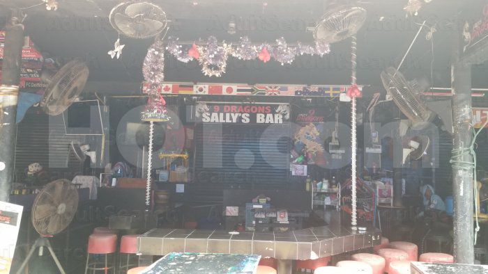 Patong, Thailand Dragon Sally's Bar