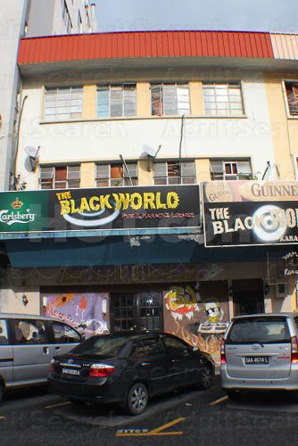 Freelance Bar Kota Kinabalu, Malaysia The Black World (Pub & Karaoke Lounge)