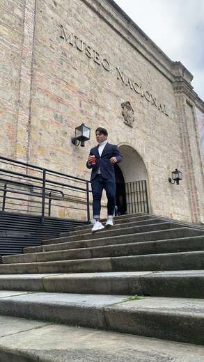 Escorts New York City, New York Colombian guy looking for a job