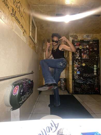 Escorts Miami, Florida Young Dominican Boy