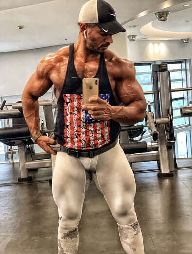 Escorts Miami, Florida I am very friendly and professional