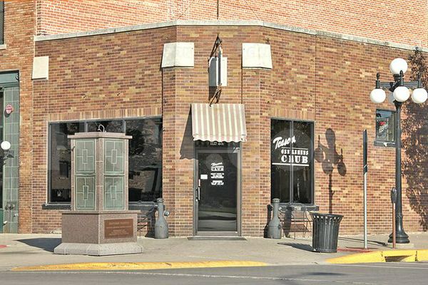Strip Clubs Sioux City, Iowa Teaser's Gentleman's Club