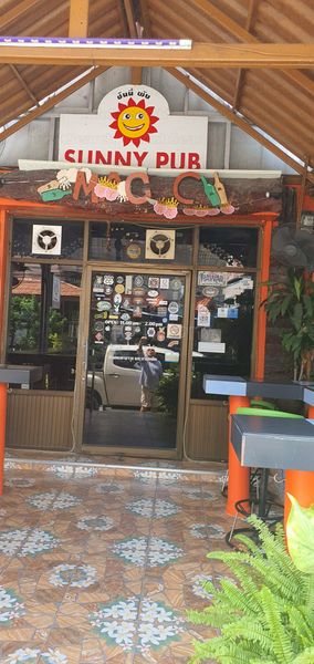 Beer Bar / Go-Go Bar Ban Chang, Thailand Sunny Pub