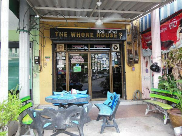 Beer Bar / Go-Go Bar Ban Chang, Thailand The Where House Beer Bar
