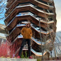 Escorts Chicago, Illinois Outgoing fun guy!