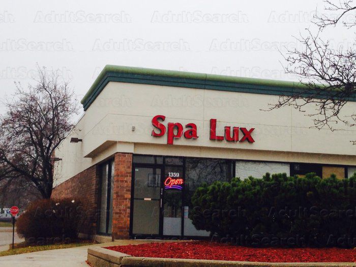 Buffalo Grove, Illinois Lux Spa