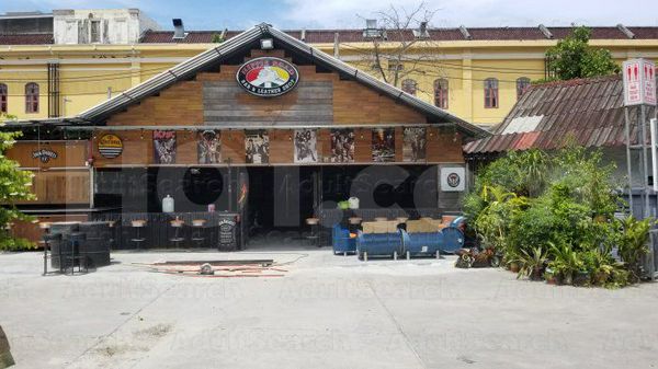 Beer Bar / Go-Go Bar Patong, Thailand Hippie Road Bar