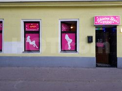 Massage Parlors Vienna, Austria Shining Star Studio
