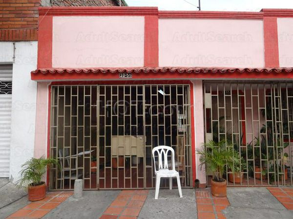 Bordello / Brothel Bar / Brothels - Prive Cali, Colombia Karens Lindas Chicas